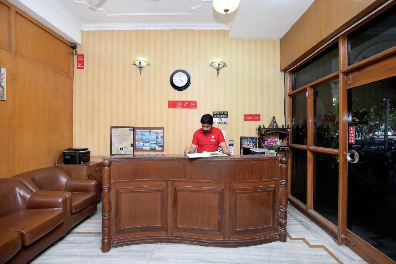 Hotel Amar Chandīgarh Exteriör bild